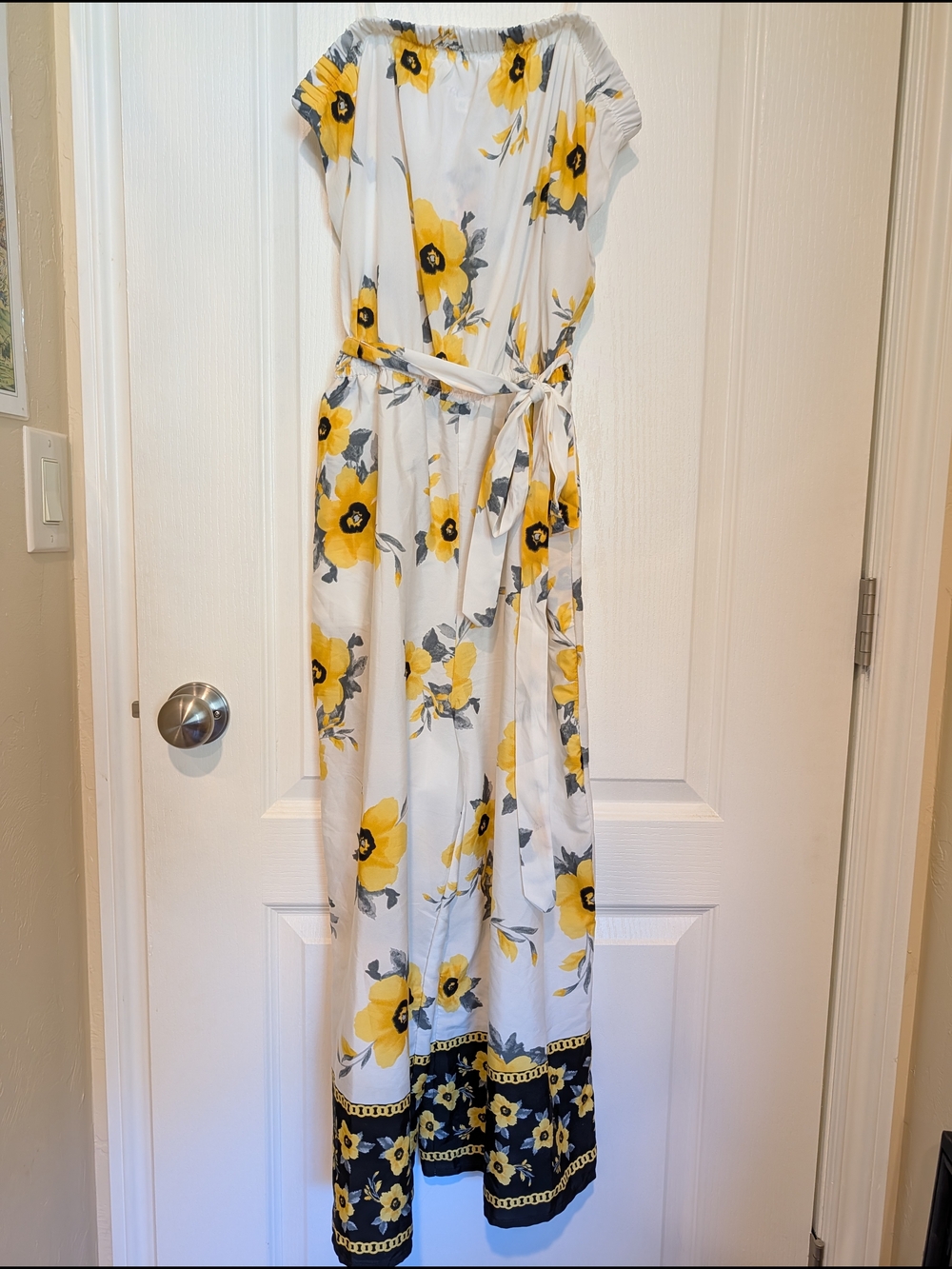 White Floral Jumper with Yellow and Gray Flowers